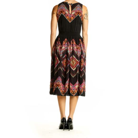 Tanvi Kedia Floral Sleeveless Embroidered‎ Multicolor Midi Dress Black Size 2 - Picture 3 of 13